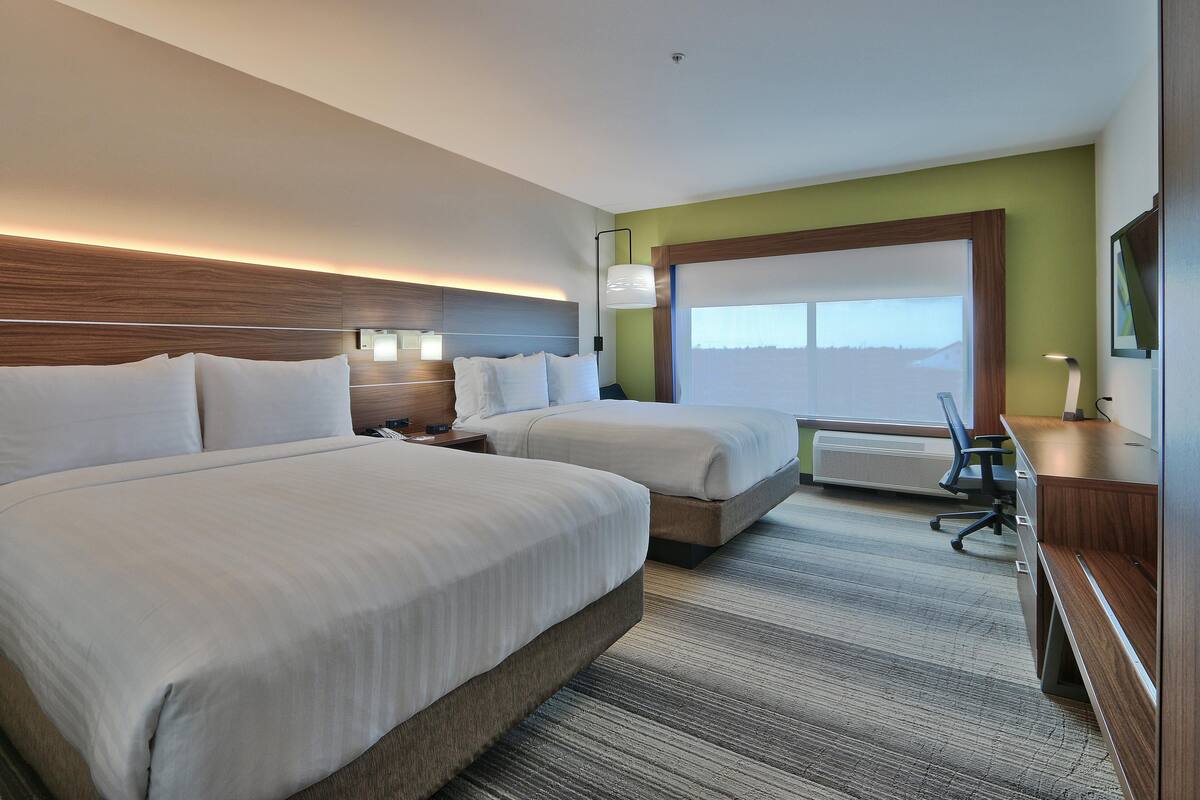 In-room safe, desk, laptop workspace, blackout drapes