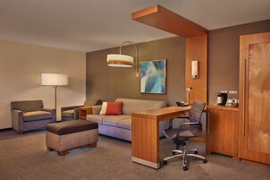 In-room safe, desk, laptop workspace, blackout drapes