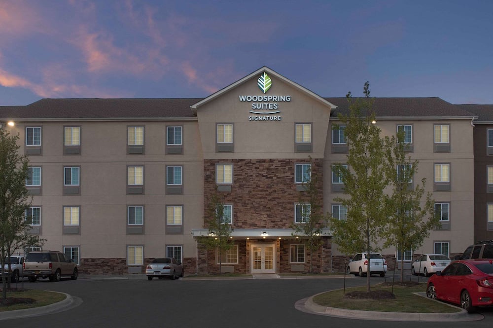 WoodSpring Suites Austin South Central I-35