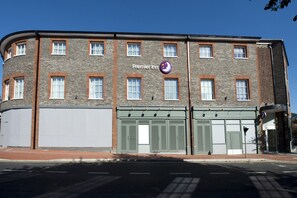 Exterior - Premier Inn Lewes Town Centre (Lewes)