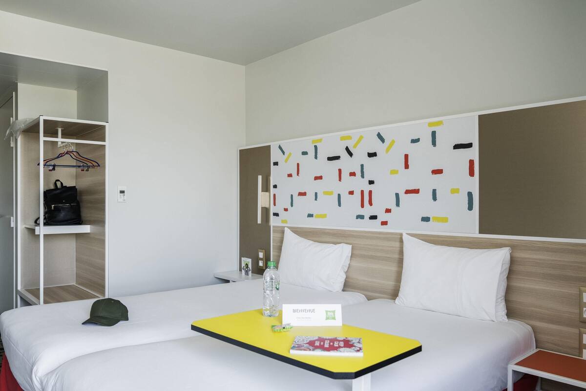 Suite Standar, 2 Tempat Tidur Double, kamar terhubung | Seprai premium, meja kerja, kedap suara, dan tempat tidur bayi gratis