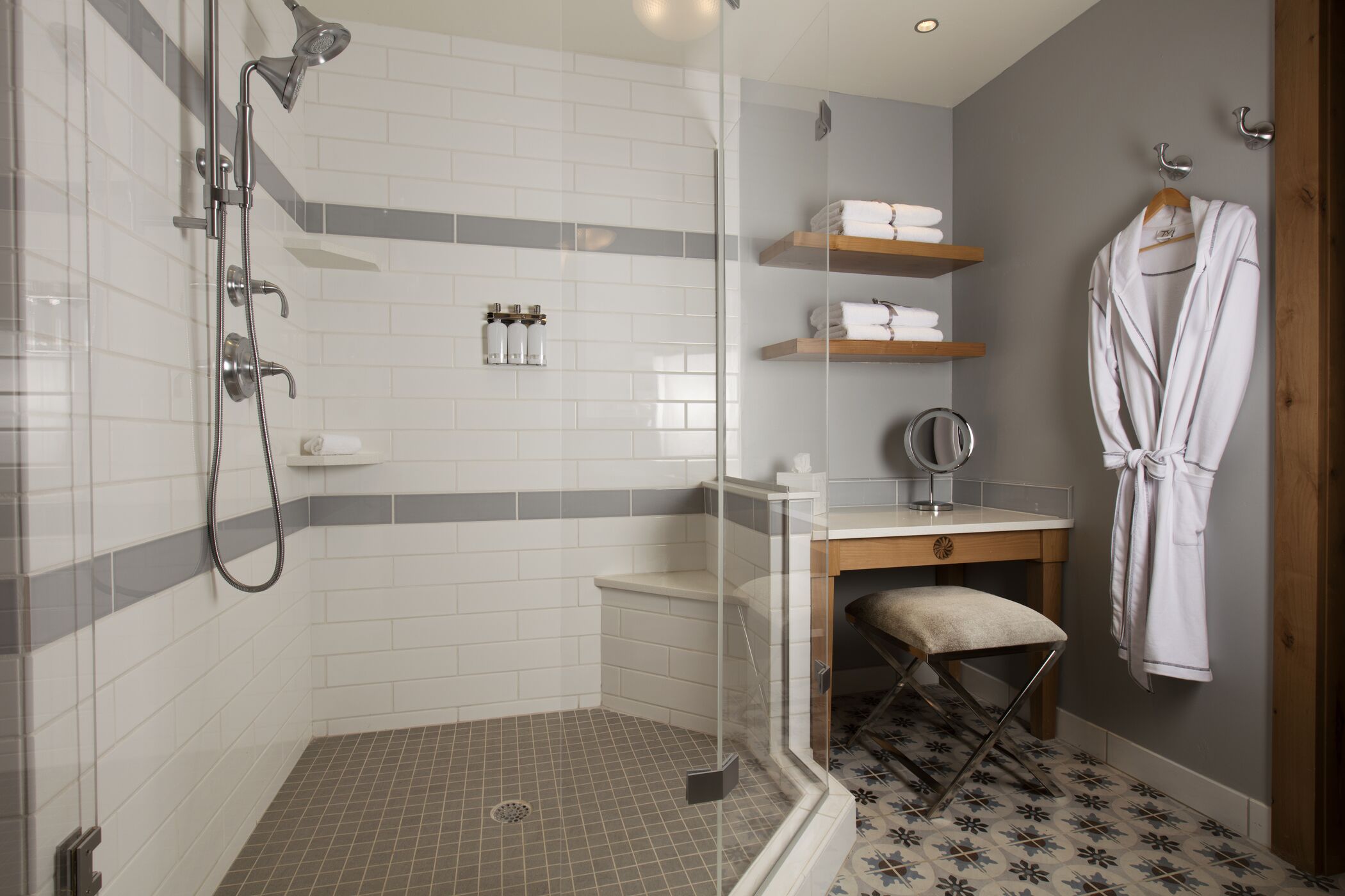 free toiletries, bathrobes, towels