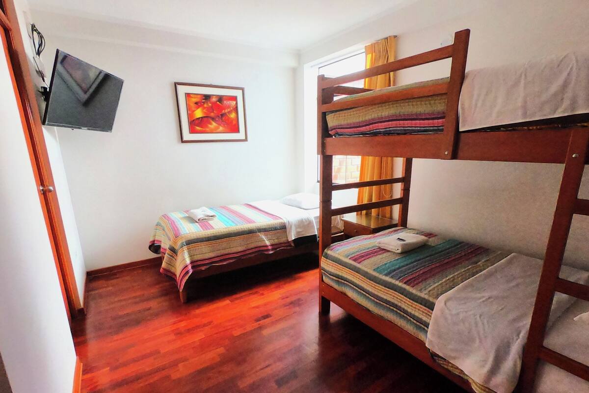 Triple Room | Iron/ironing board, free WiFi