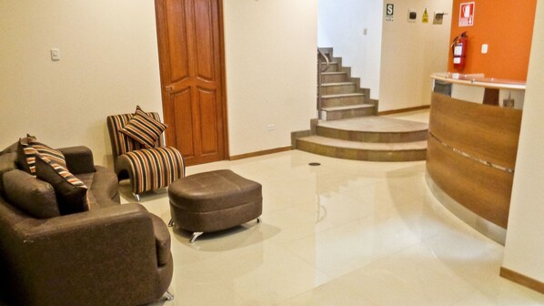 Lobby - Hostal Silpay (Tacna)