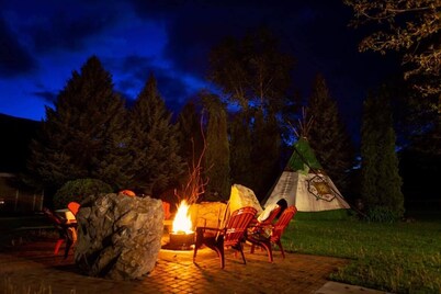 Similkameen Wild Resort & Winery