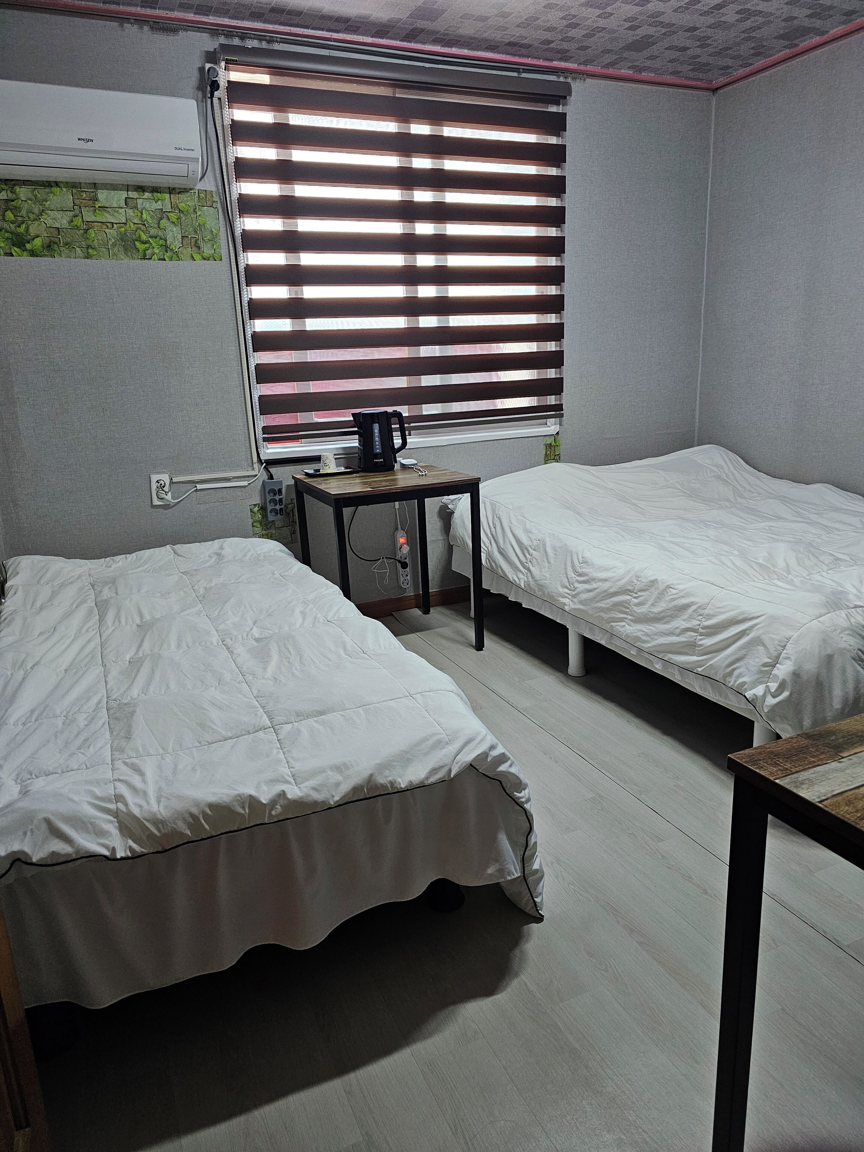 twin room | free wifi