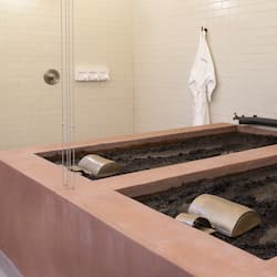 Sauna, body treatments, mud baths, hydrotherapy, aromatherapy