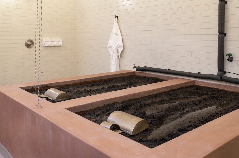 Dr. Wilkinson's Backyard Resort & Mineral Springs by null Dr. Wilkinson's Backyard Resort & Mineral Springs by null