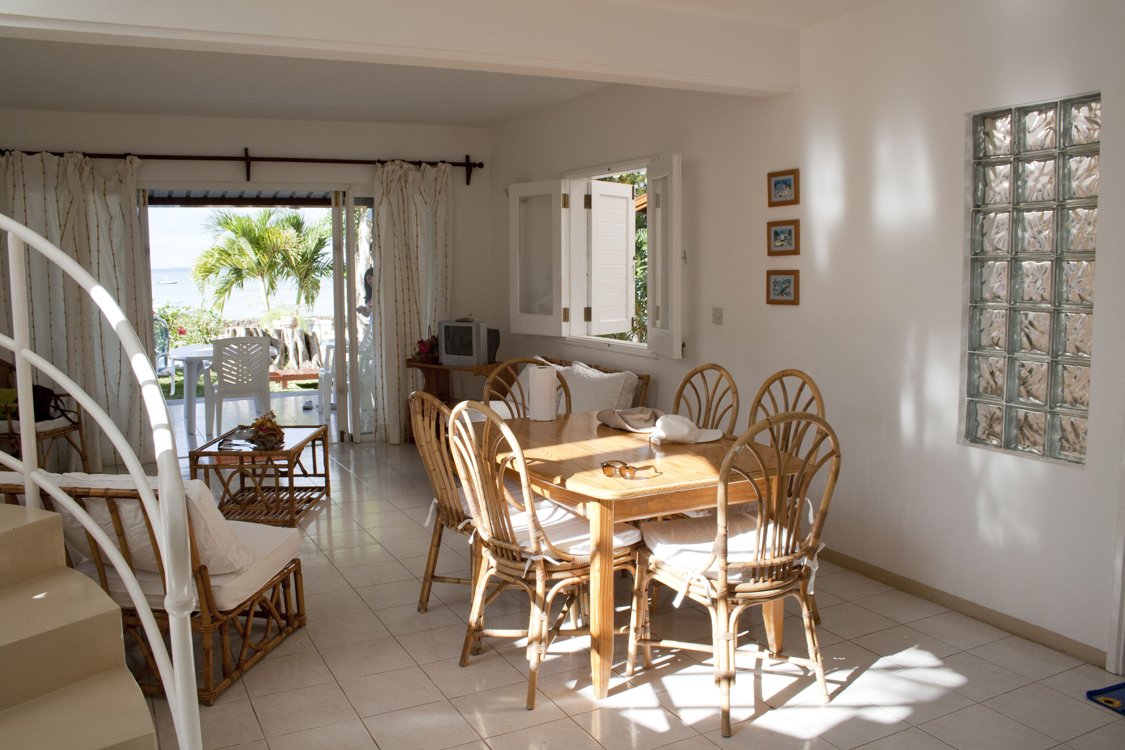 Villa, 3 Bedrooms, Sea View | In-room dining