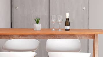 Apartment, 1 Bedroom (Split Level) | In-room safe, iron/ironing board, free cribs/infant beds, free WiFi
