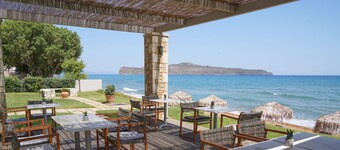 The Mini Beach Hotel