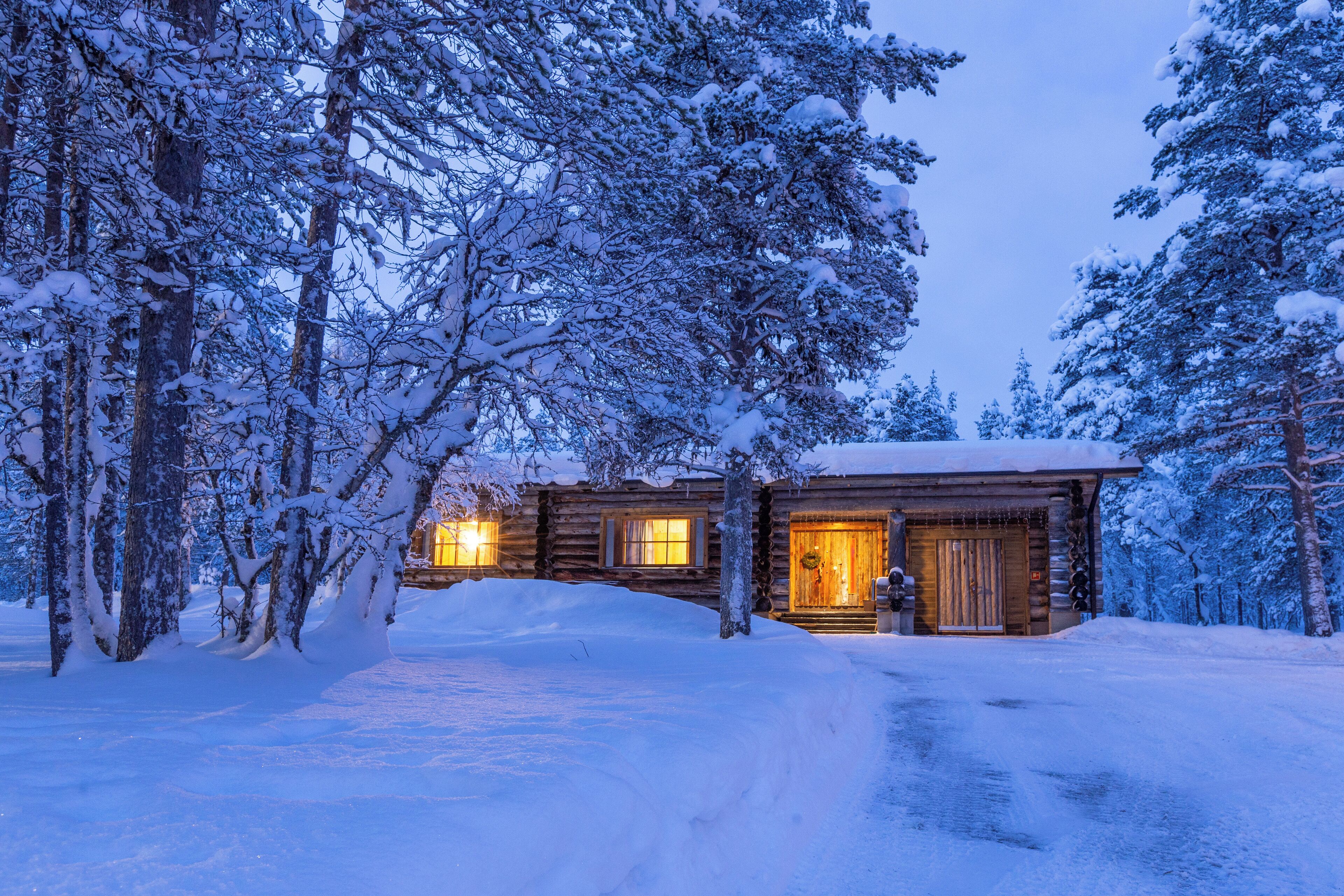 Fassade der Unterkunft – Abend/Nacht