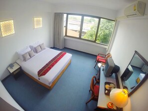 Rollaway beds, free WiFi - Phuket Town Inn (Phuket)