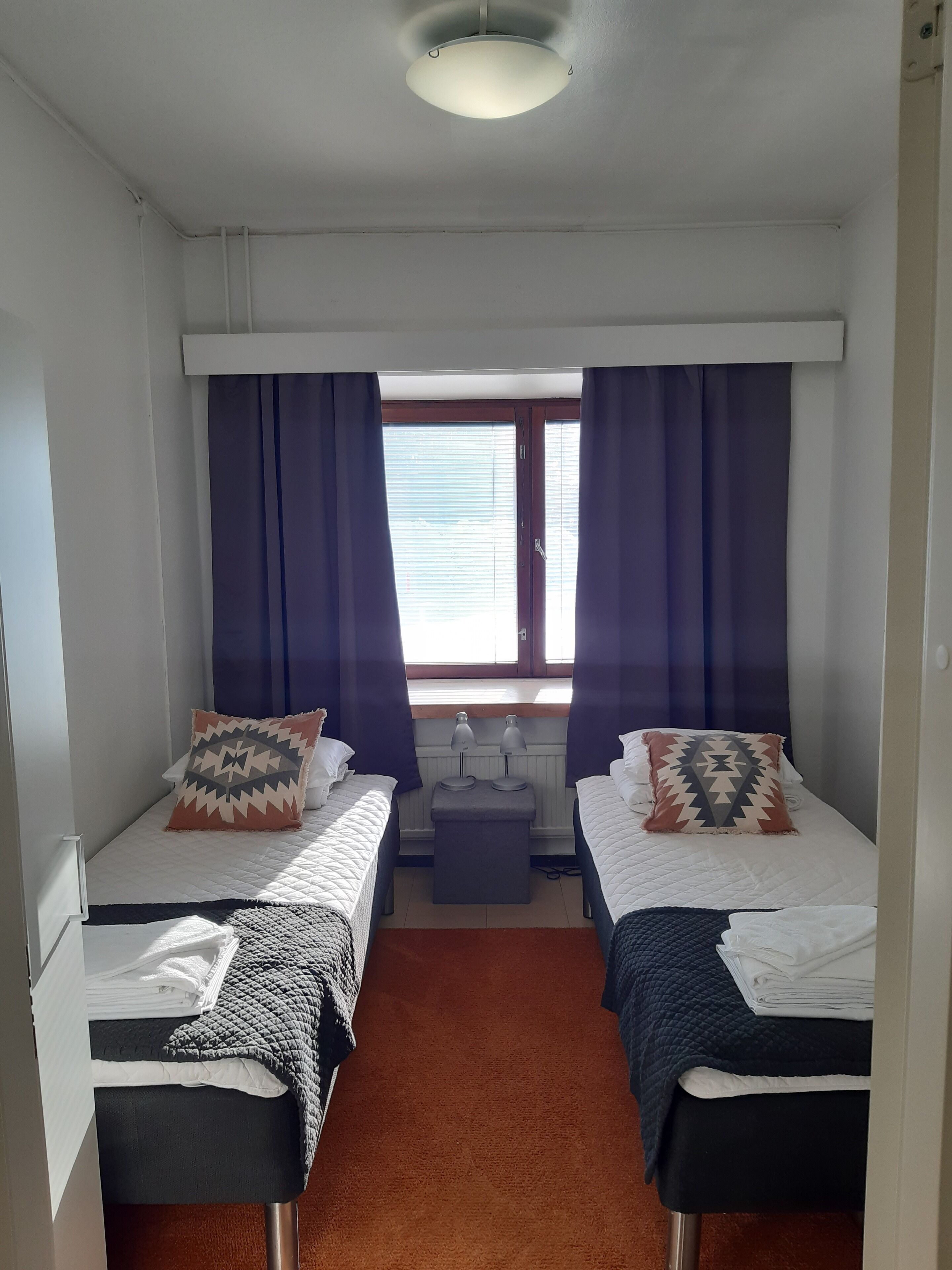 Free WiFi, bed sheets