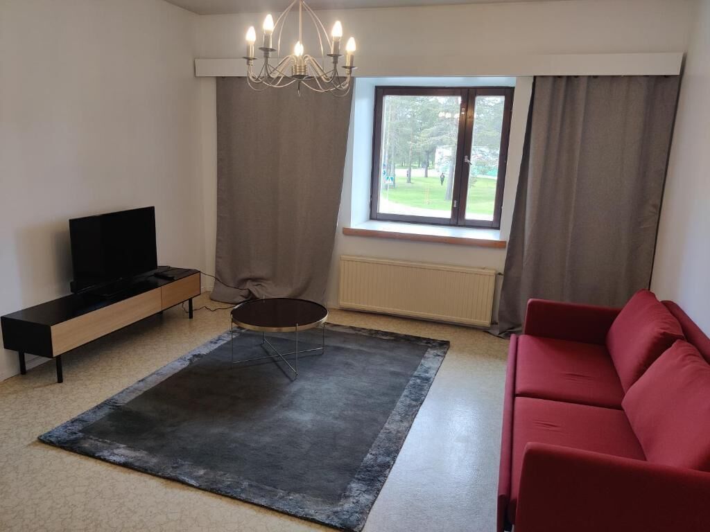 Living area | Flat-screen TV