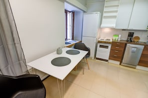 One-Bedroom Apartment - 4 - | Cocina privada