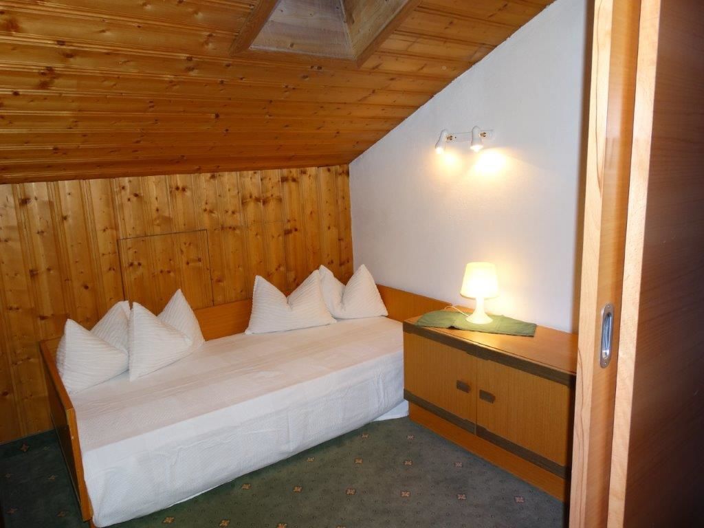triple room | 1 bedroom, free wifi, bed sheets