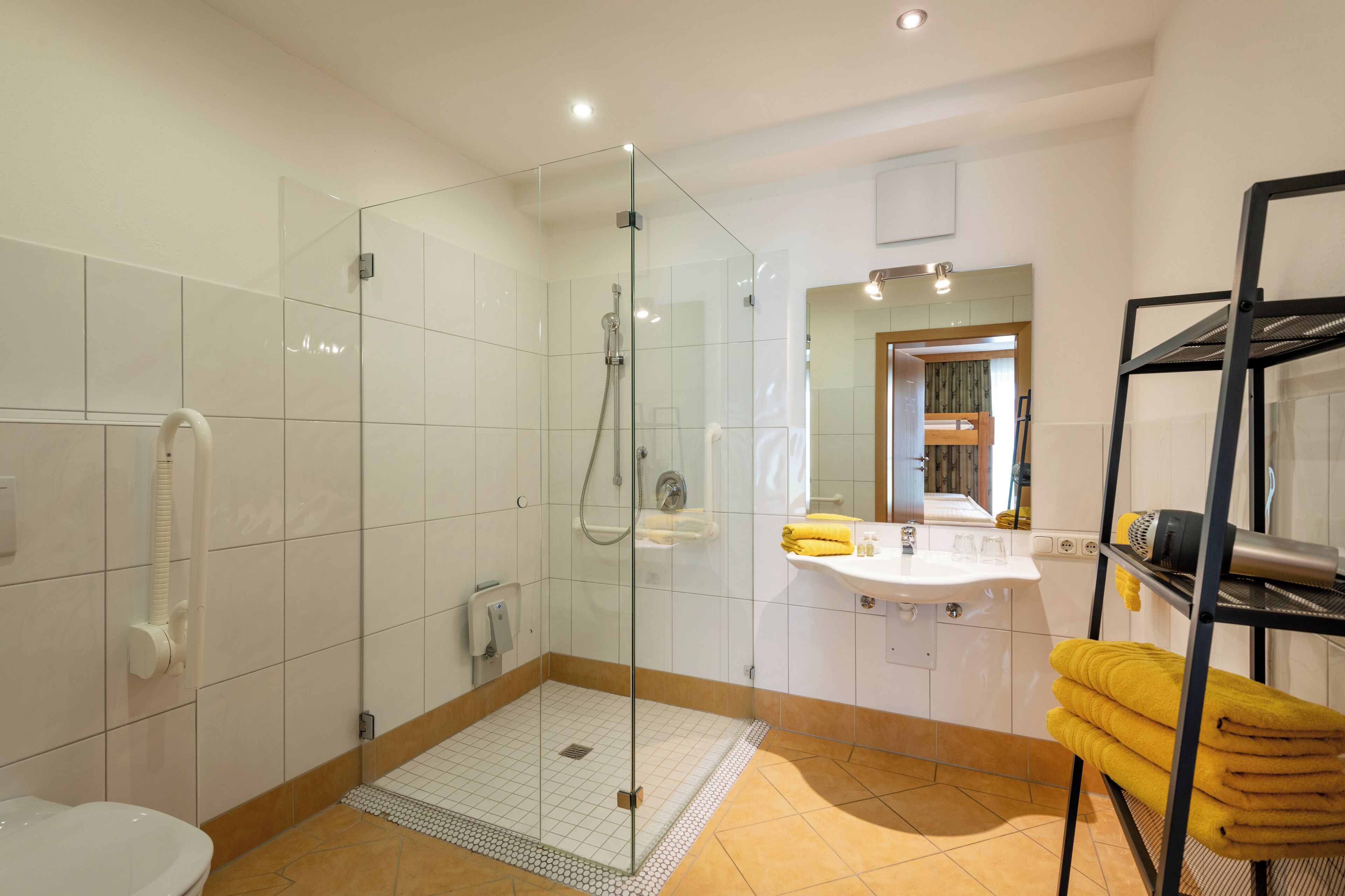 family room (2 adults + 2 children) | bathroom | shower, hair dryer, towels