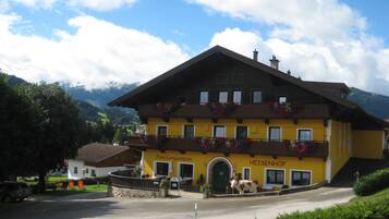 Fachada del alojamiento