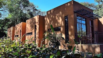 Fachada da propriedade