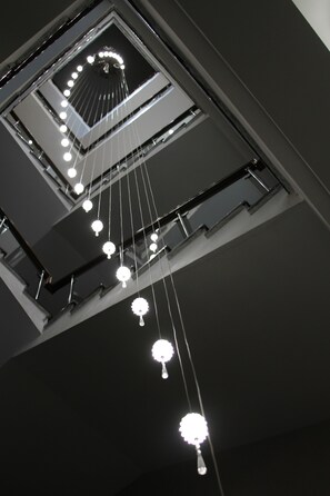 Staircase - The Corner Hotel (Sincan)