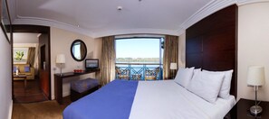 Presidentiële suite, 1 slaapkamer | Een minibar, een kluis op de kamer, een bureau, gratis babybedden