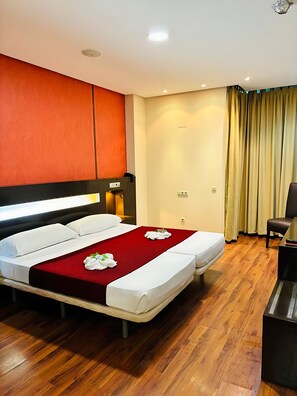 Basic-Doppelzimmer, 1 Schlafzimmer, mit Bad