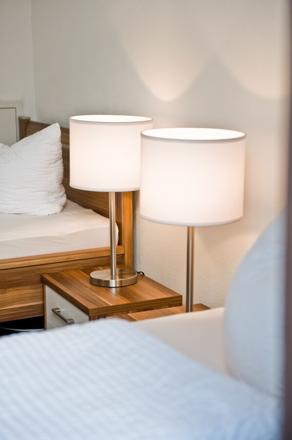 Superior-Apartment, 1 Schlafzimmer | Hochwertige Bettwaren, Schreibtisch, kostenloses WLAN, Bettwäsche