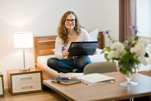 商務公寓, 1 間臥室 | 高級寢具、書桌、免費無線上網、床單