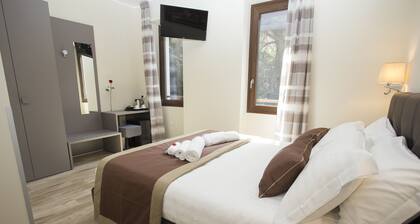 Leonardo Da Vinci Guest House