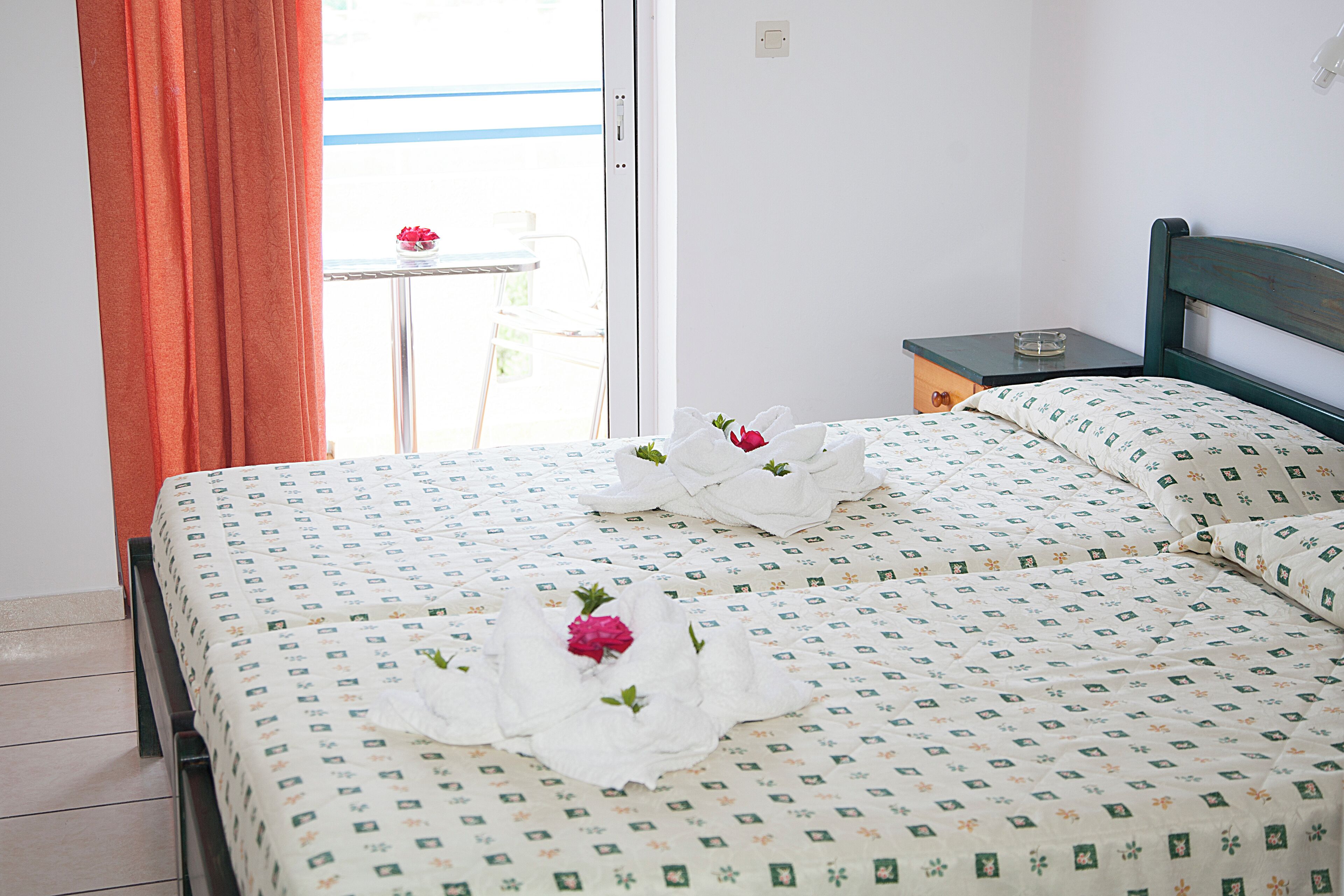 Standard Room | Minibar, free cribs/infant beds, free WiFi, bed sheets