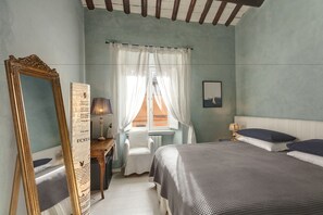 Double Room | Minibar, individually decorated, individually furnished, desk - LM Suite Spagna (Rome)