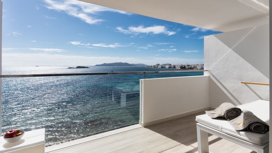 Sud Ibiza Suites