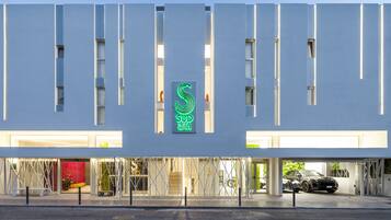 Front of property – evening/night