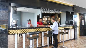 Bar (in der Unterkunft)
