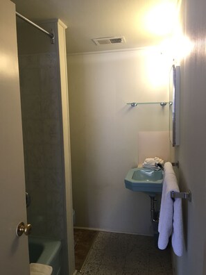 Free toiletries, towels