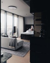 小型套房 | 高档床上用品、羽绒被、迷你吧、客房内保险箱