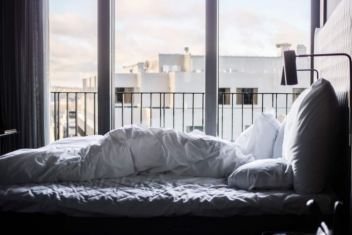 deluxe room, 1 king bed | premium bedding, down duvets, minibar, in-room safe