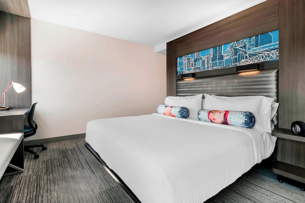 1 bedroom, premium bedding, down comforters, in-room safe