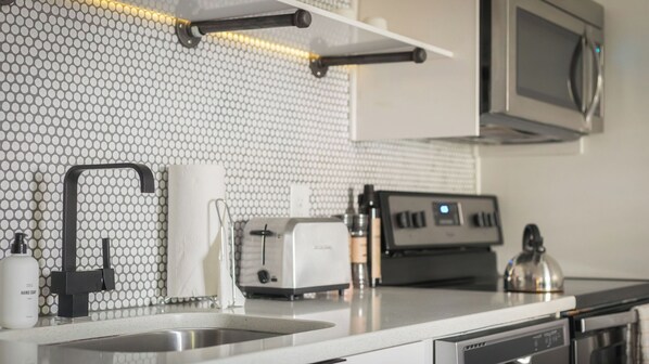 House (1 Bedroom) | Interior - The Sobro Guest House by AvantStay (Nashville)