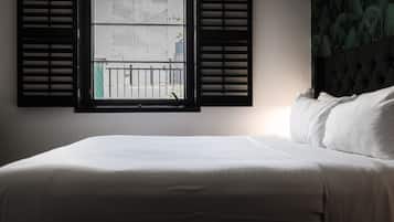1 habitación, decoración personalizada y muebles diferentes