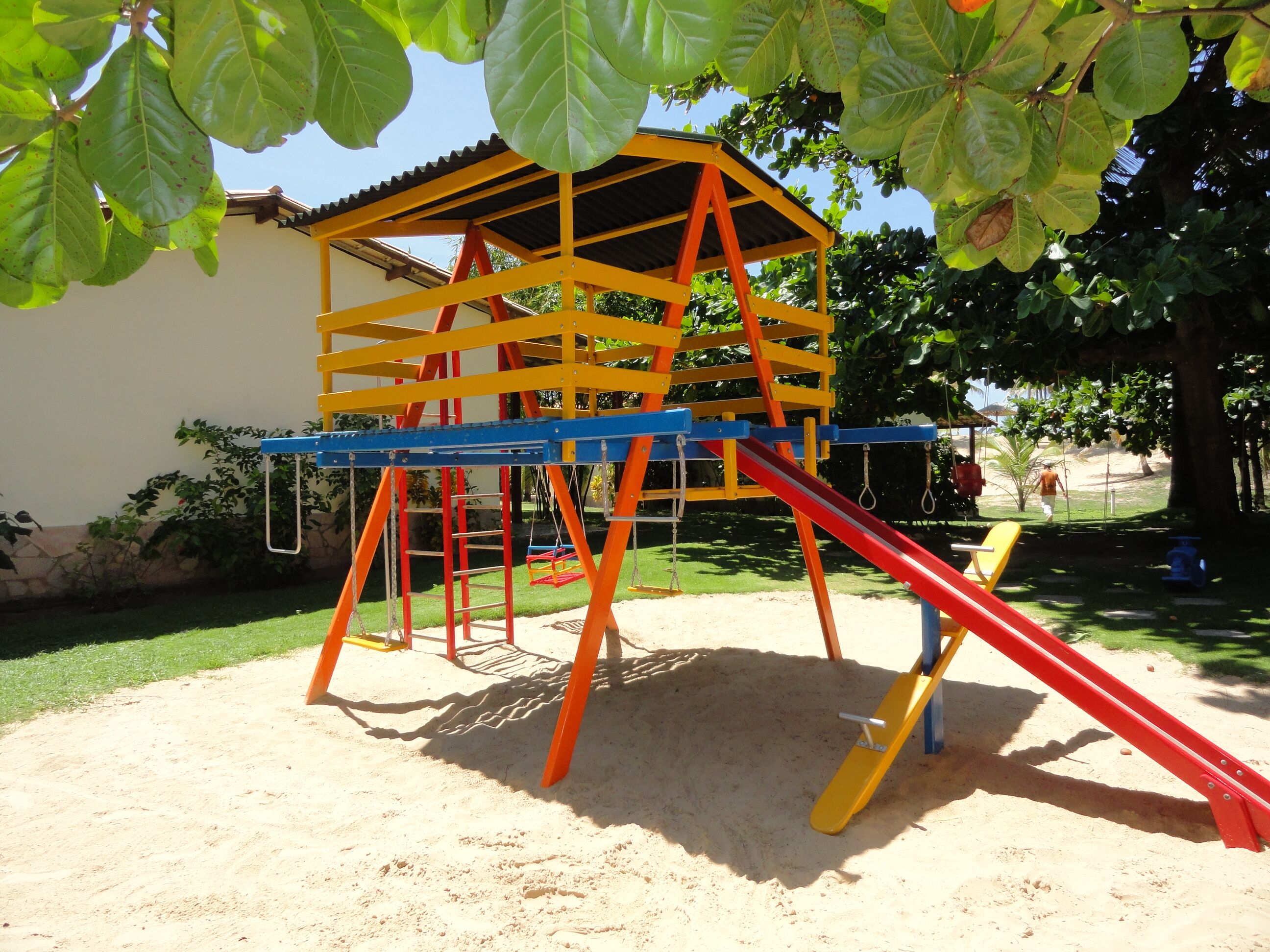 children’s play area – outdoor
