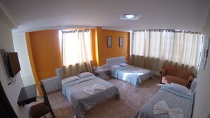 Triple Room | Free WiFi - Hotel Villa Del Mar (Panama City)