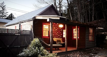 Stickett Inn