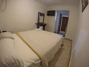 Wifi gratis y ropa de cama 