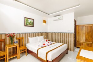Deluxe Bungalow, 1 Bedroom | Premium bedding, down duvets, pillow-top beds, free minibar items - Ngoc Qui Bungalow (Phu Quoc)