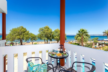 Appartamento Superior, vista mare | Balcone. Eden Beach Hotel