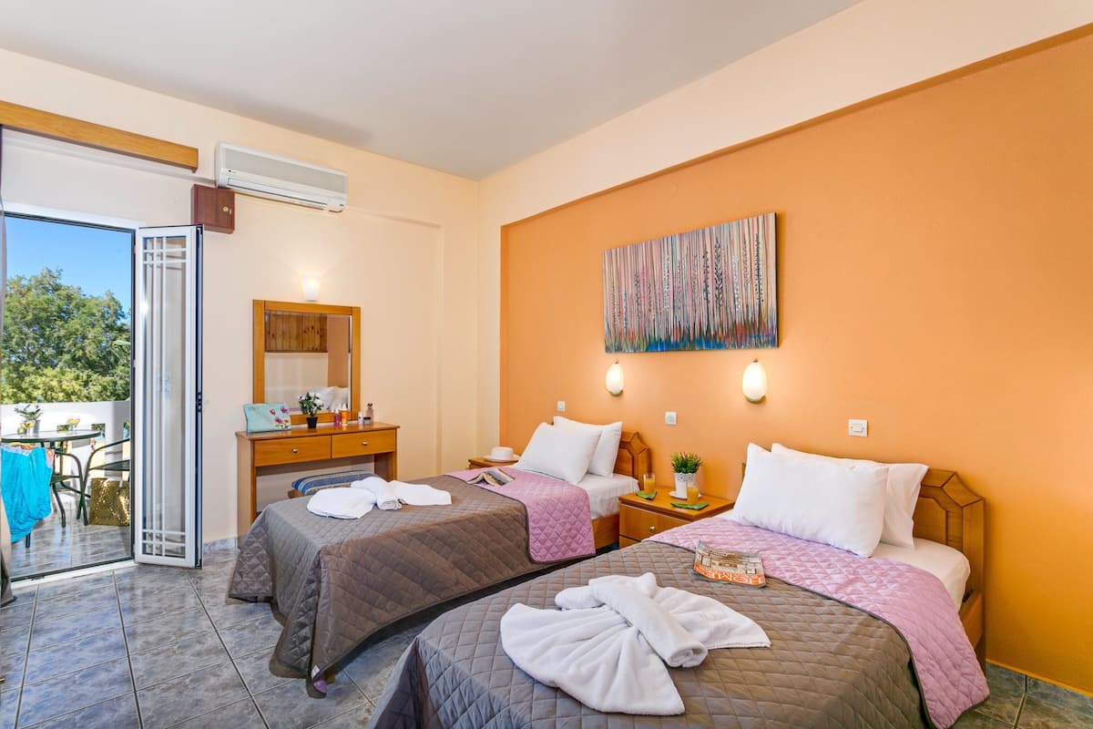 Apartment, 1 Bedroom, Garden View | Soundproofing, iron/ironing board, free cribs/infant beds, free WiFi