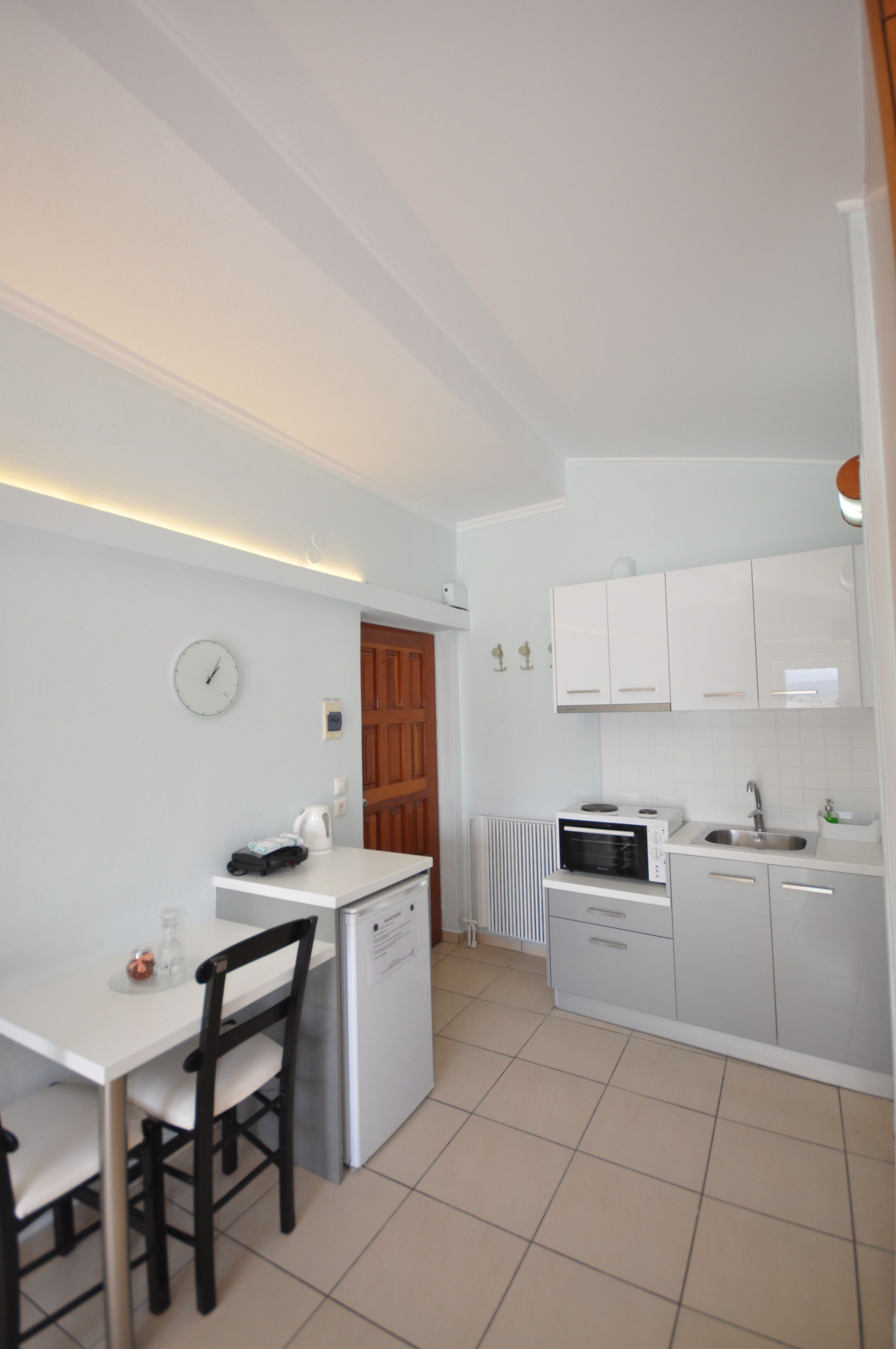 Studiolejlighed | Privat køkken | Minikøleskab, ovn, elkedel, brødrister