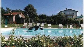 Utomhuspool